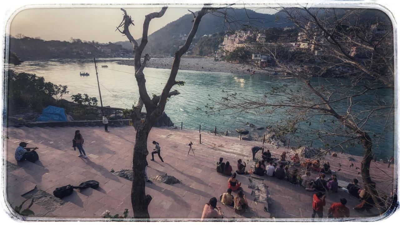 Shri Ganga View Guest House Risikés Kültér fotó