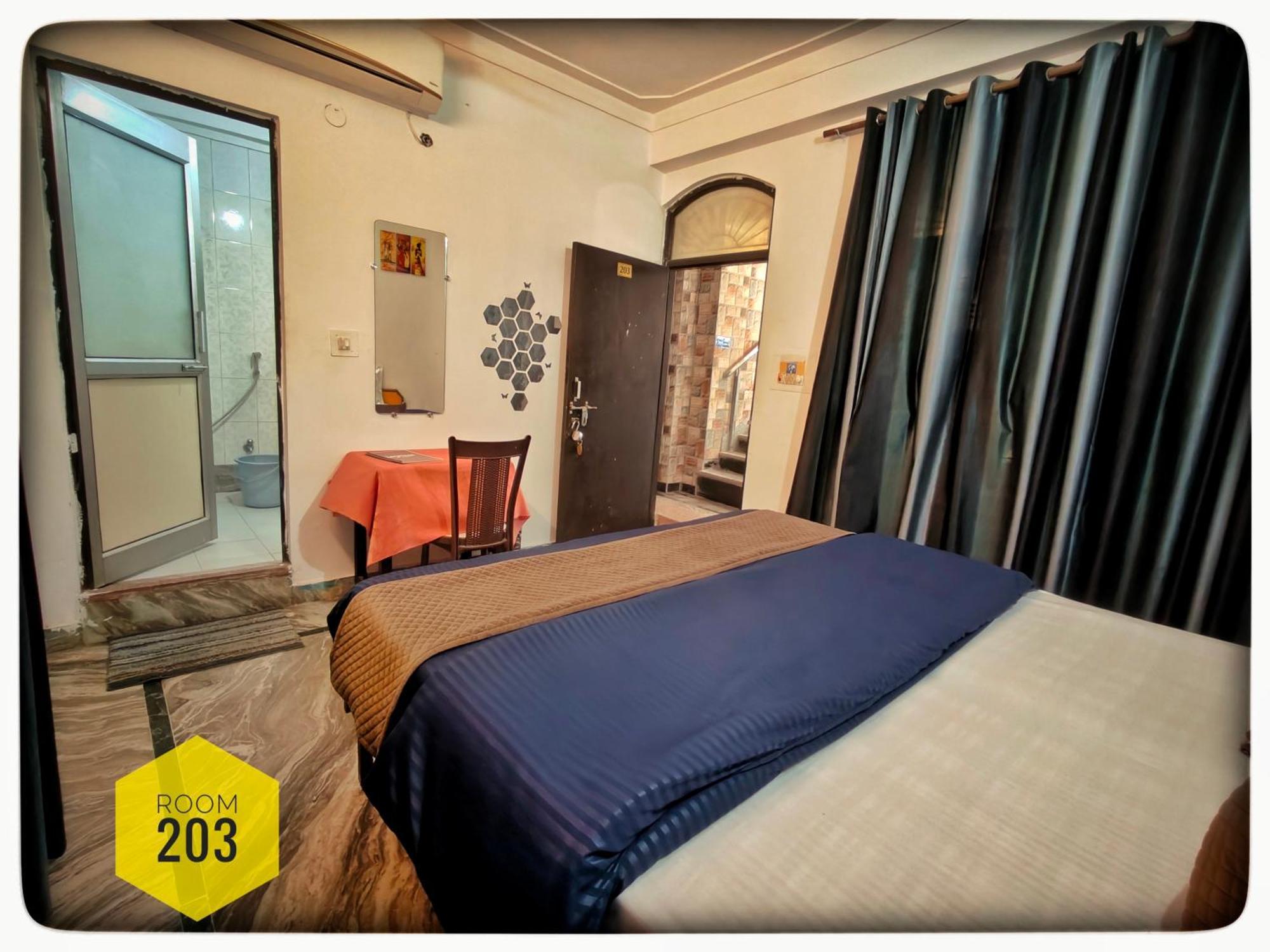 Shri Ganga View Guest House Risikés Kültér fotó
