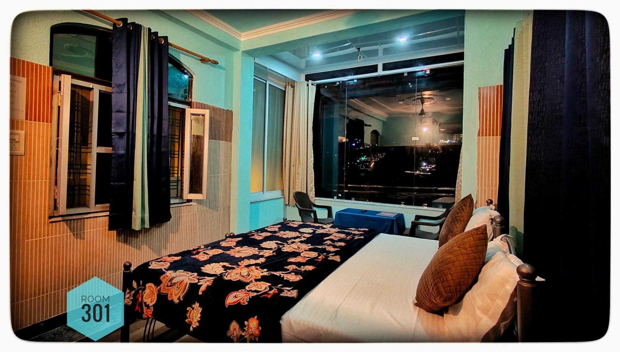 Shri Ganga View Guest House Risikés Szoba fotó